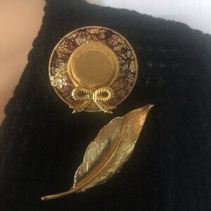 Bundle gold tone meshed hat and leaf brooch